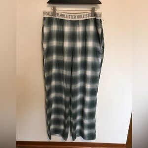 Hollister Sleep Logo Plaid Light Flannel Pants With Pockets